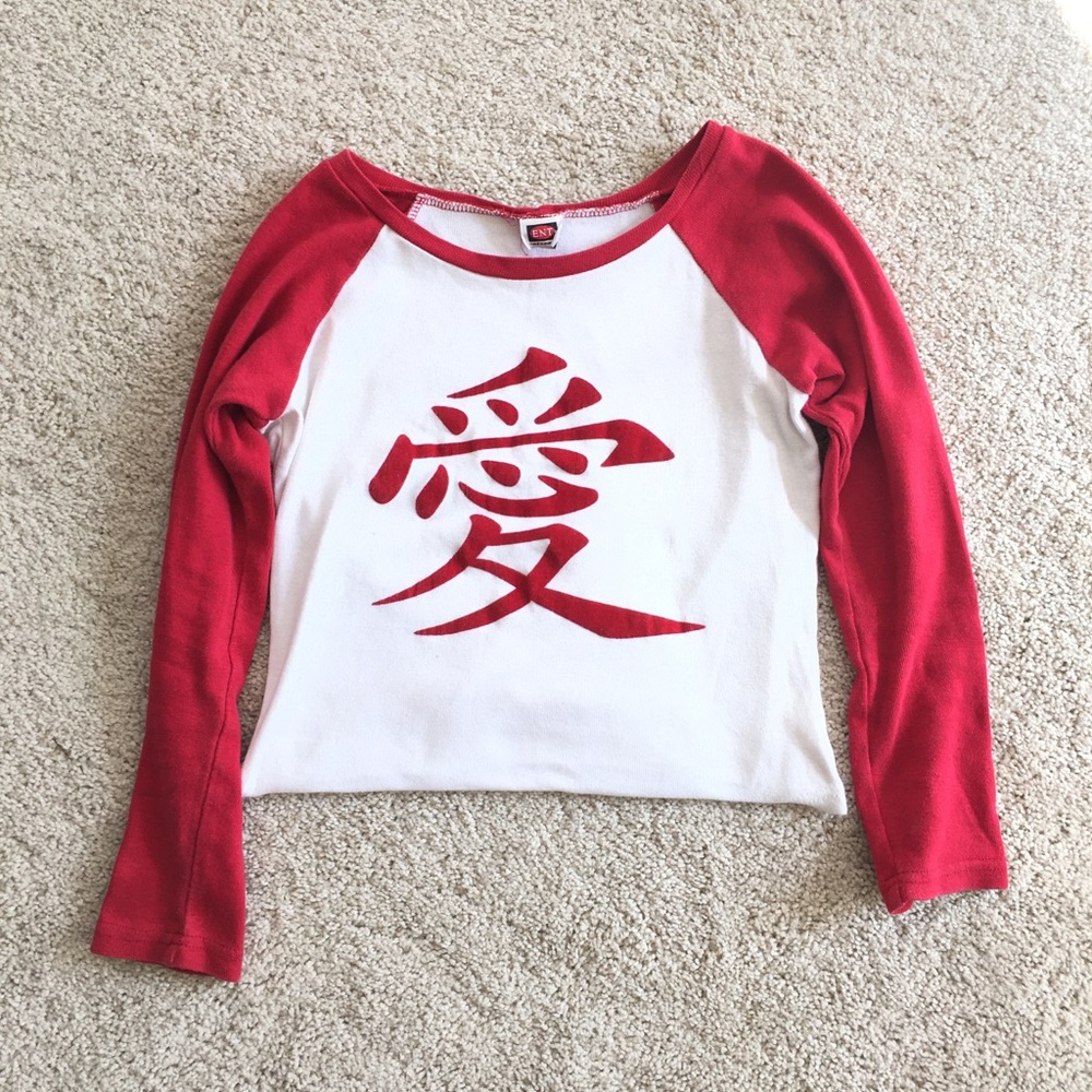 VINTAGE CROPPED RED & WHITE “爱” TEE